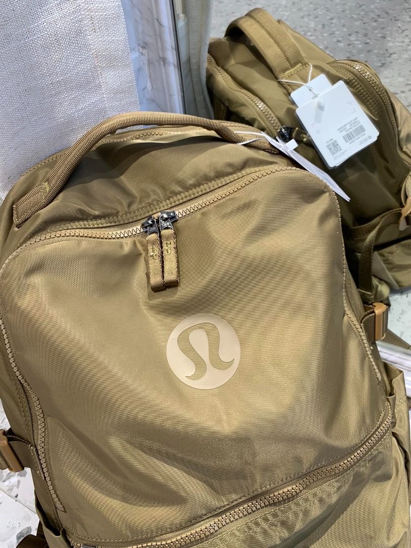 lululemon backpack tan 2-in-1 Convertible 21L W 29Cm X D 18.5Cm X H 42Cm (11.4 X 7.3 X 16.5) Lululemon Everywhere Backpack, 22L, Khaki,