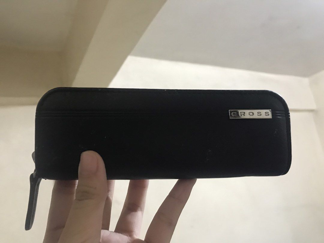 LUXURY BRAND Waterproof leather pencil case (2 pen holders) Cross brand (Category: Stationery & School Supplies) located in Manila. Submitted by maxine_reyes_fernandez (Listing ID 1436050360, Image 1). Description: .