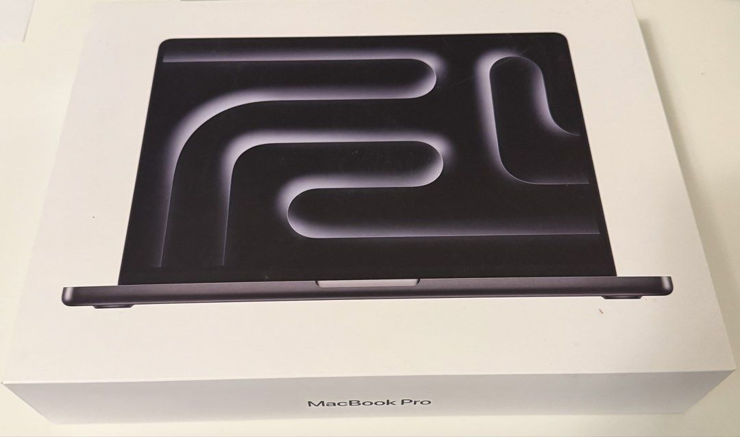 MacBook Pro 14-inch444558333728542720
