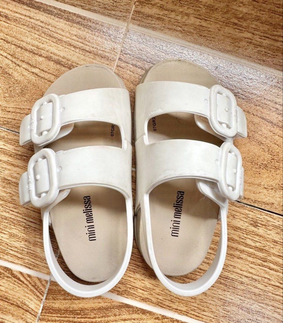 Mini Melissa U.S Size -8 (Category: Babies & Kids Fashion) located in Quezon City. Submitted by the_jc-store. (Listing ID 1436021706, Image 1). Description: .
