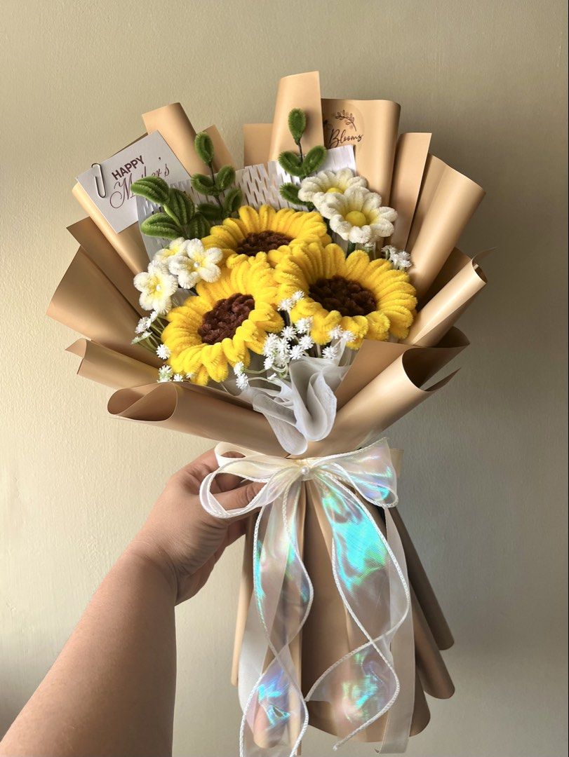 Sunflower fuzzywire bouquet (Category: Flowers & Bouquets) located in Mandaluyong City. Submitted by beebloomsbyfrancia (Listing ID 1436058813, Image 1). Description: Made to order 2-3days process ship via lalamove Pick up mandaluyong city With bouquet bag and greetings card.