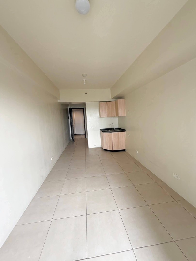 (Category: ) located in . Submitted by brllnt (Listing ID 1435998397, Image 1). Description: .