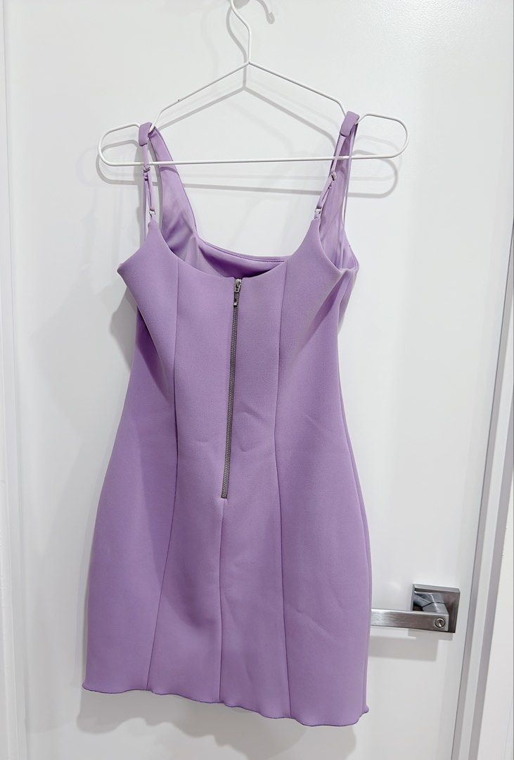 Niclette Bonded Mini Dress First Muse purple bodycon dress Size M #bodycon #party (Category: Women's Clothes) located in Miranda. Submitted by abbie.corner (Listing ID 1436098415, Image 2). Description: Niclette Bonded Mini Dress First Muse purple bodycon dress Size M #bodycon #party Used in good condition Small left leg split Mini length. Material: 95% Polyester / 5% Elastane #lilac #Niclette Bonded Mini Dress #orchid.