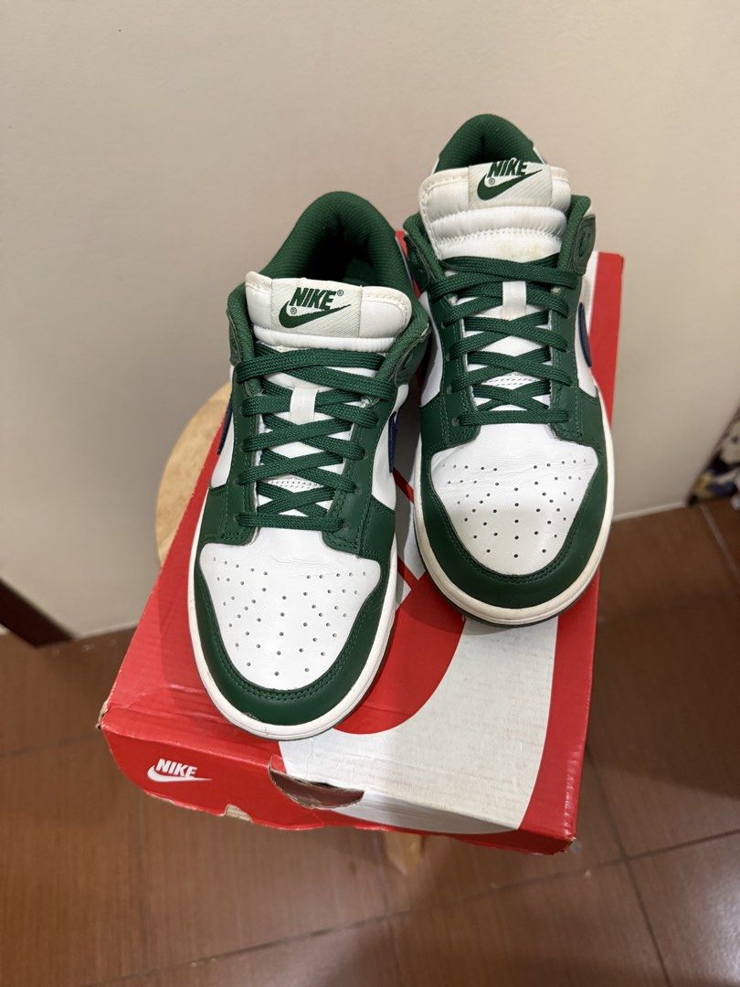 Nike Dunk Low Green White (Navy swoosh) (Category: Sneakers) located in Mandaluyong City. Submitted by ghailecruz (Listing ID 1435970474, Image 3). Description: - Nike Dunk Low - Green and white colorway - US Size 7.5 - Includes original box - Used 3x.