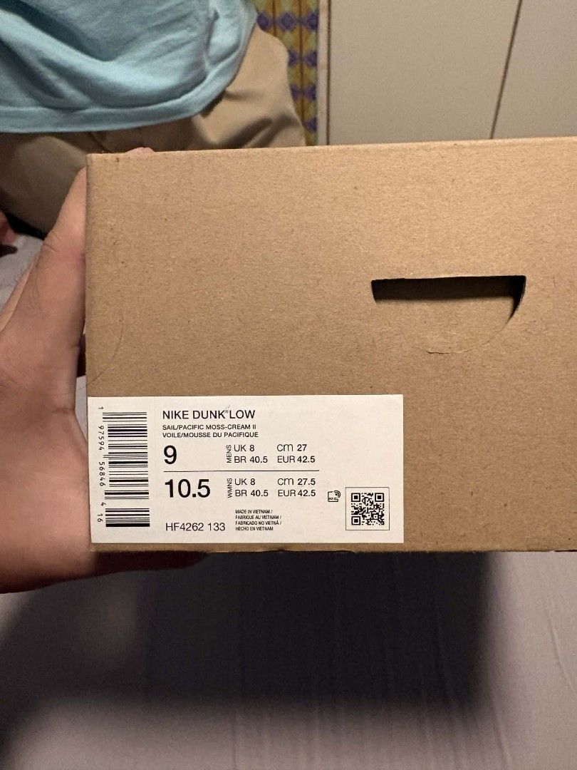 Nike Dunk Low (pacific moss green colorway) (Category: Casual Shoes) located in Manila. Submitted by jwiehd (Listing ID 1436079716, Image 3). Description: .