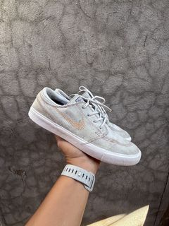 (Category: ) located in . Submitted by bukidthrift (Listing ID 1436098933, Image 1). Description: .