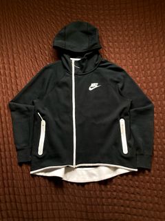 (Category: ) located in . Submitted by thrift_cee (Listing ID 1435950862, Image 1). Description: .