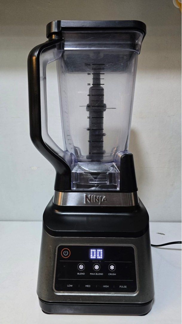 Nutri Ninja Professional Bleder Duo 1200watts (Category: Juicers, Blenders & Grinders) located in Taytay. Submitted by mikz_1303 (Listing ID 1435979844, Image 2). Description: Nutri Ninja Professional Bleder Duo 1200watts Australian mall pull out Used as demo unit Model:BN750ANZ 1200watts 1 blender pitcher 1 go to bottle and lid 220V No issue No box 8.5k.