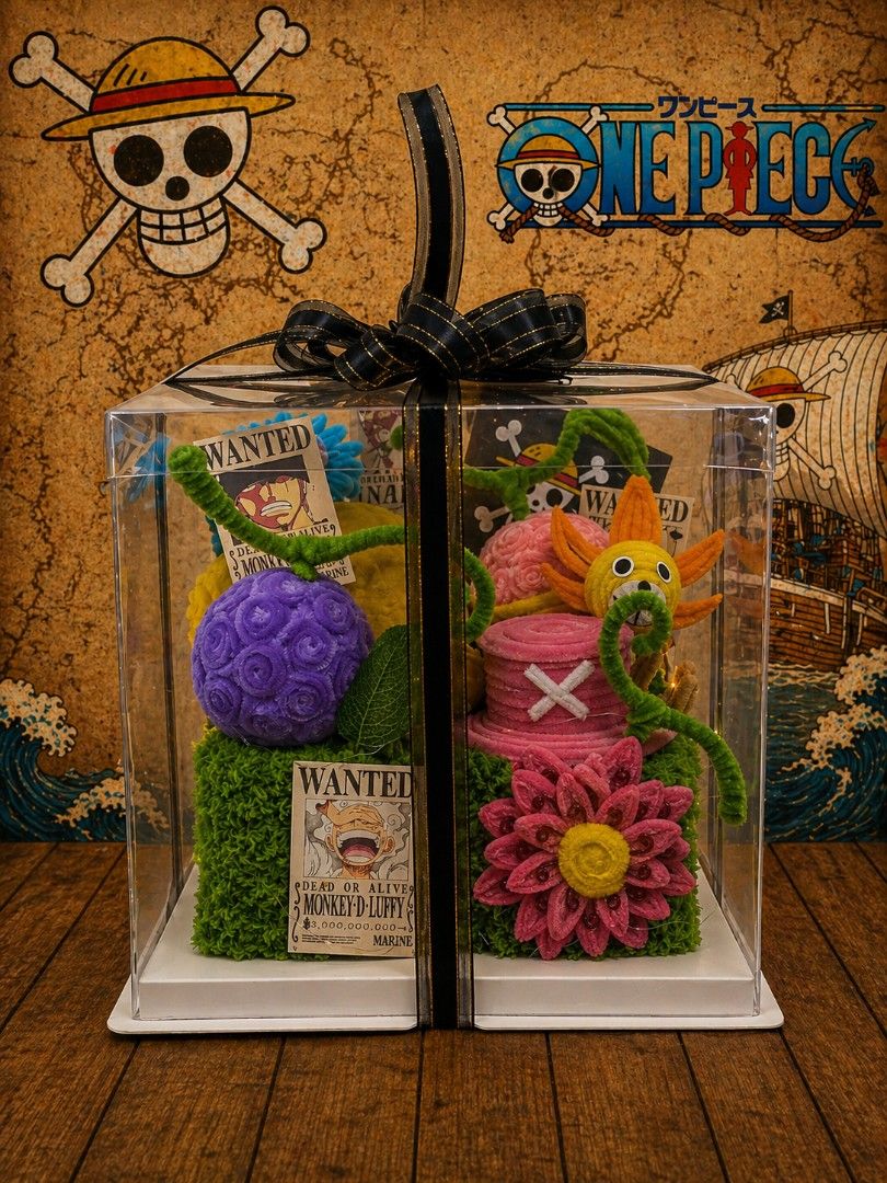 One piece cake box with fairy lights (Category: Designer & Blind Box Toys) located in Las Pinas. Submitted by thrifty_style (Listing ID 1436092878, Image 1). Description: .