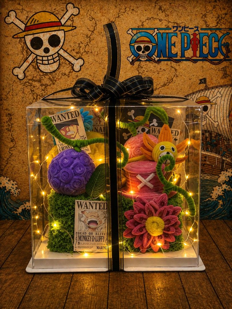 One piece cake box with fairy lights (Category: Designer & Blind Box Toys) located in Las Pinas. Submitted by thrifty_style (Listing ID 1436092878, Image 2). Description: .