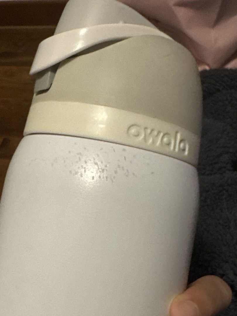 Owala FreeSip Water Bottle - White444642995093514241