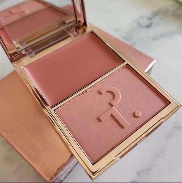 Patrick Ta Blush Duo (Category: Makeup) located in Quezon City. Submitted by secondsandthings (Listing ID 1436082879, Image 1). Description: Available in she's flushed, not too much, she goes to the gym.