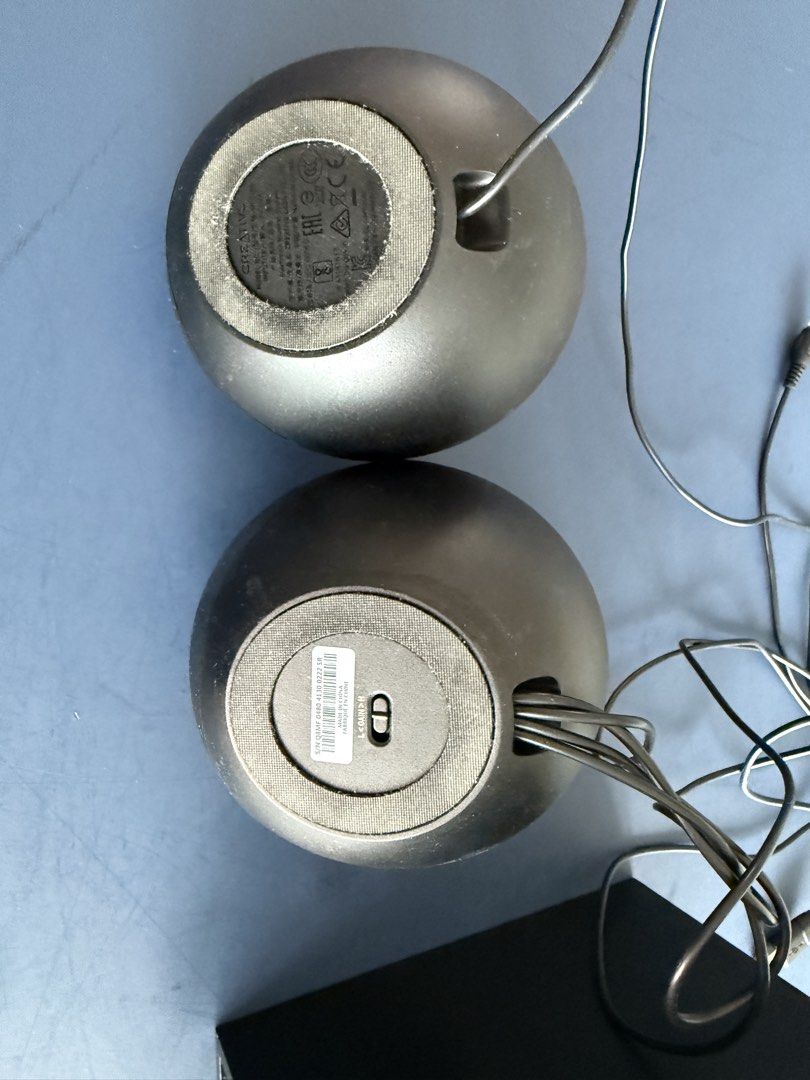 Pebble 2.0 speaker with subwoofer454971009396920322