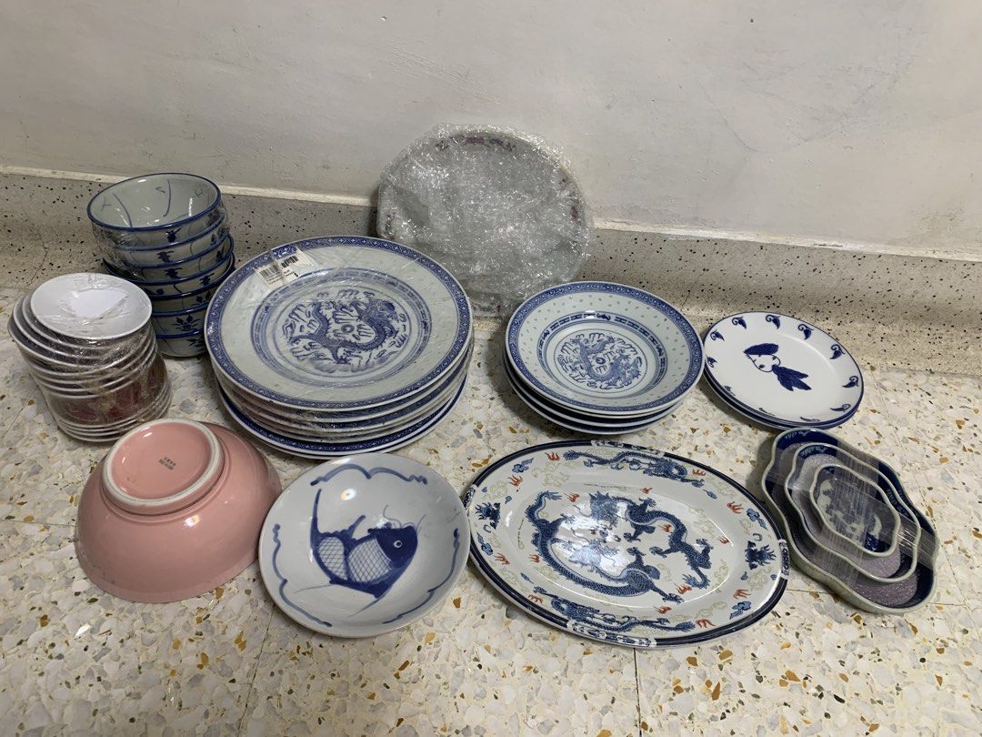 Plates and bowls445131278894376960