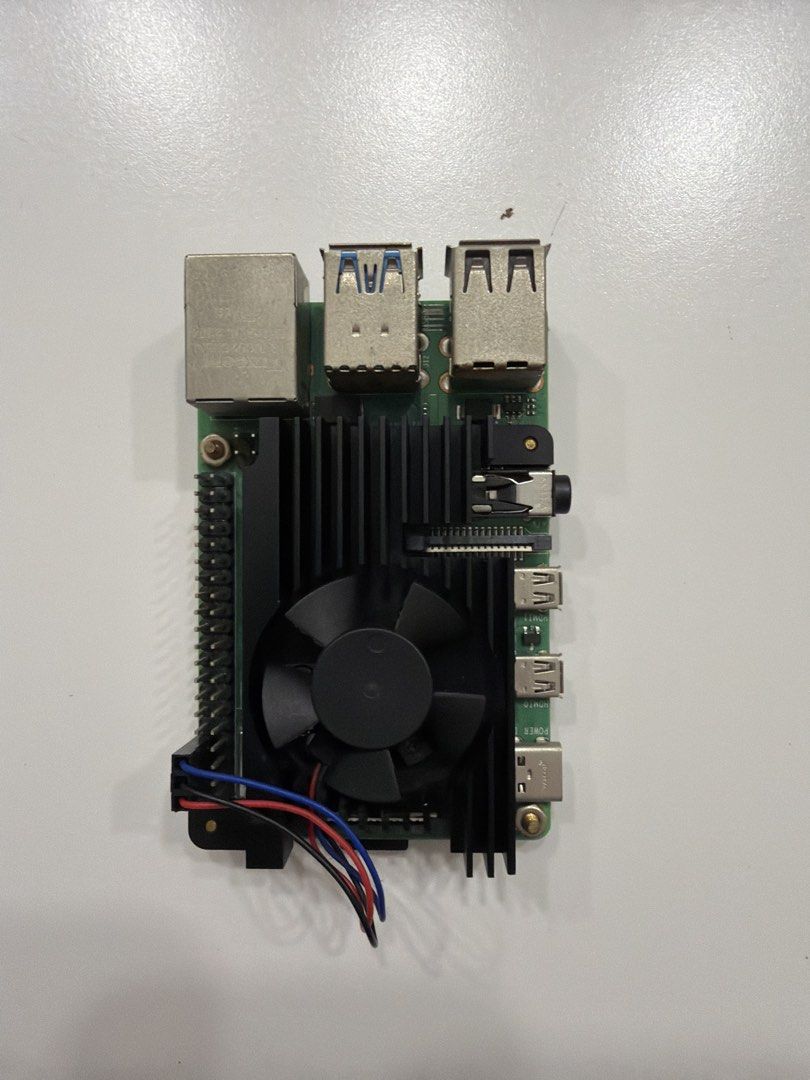 Raspberry Pi 4 Model B with Argon ONE Case445048285530705920