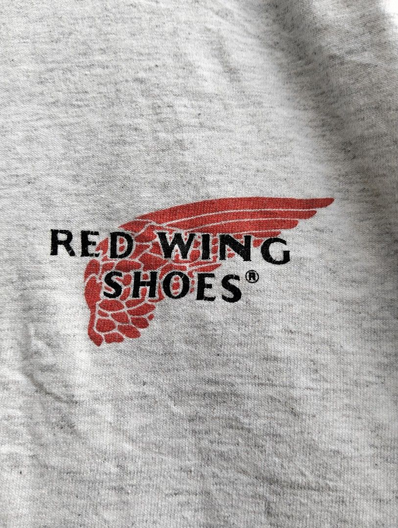 Red Wing Shoes Vintage T-Shirt XL (Category: Tshirts & Polo Shirts ) located in Sibulan. Submitted by paulbrain (Listing ID 1435943034, Image 3). Description: - Vintage Red Wing Shoes T-shirt - Size: XL 25 x 31 - Material: Cotton blend - Features a small logo on the front - Made in the USA, assembled in El Salvador - Includes care instructions on tag.