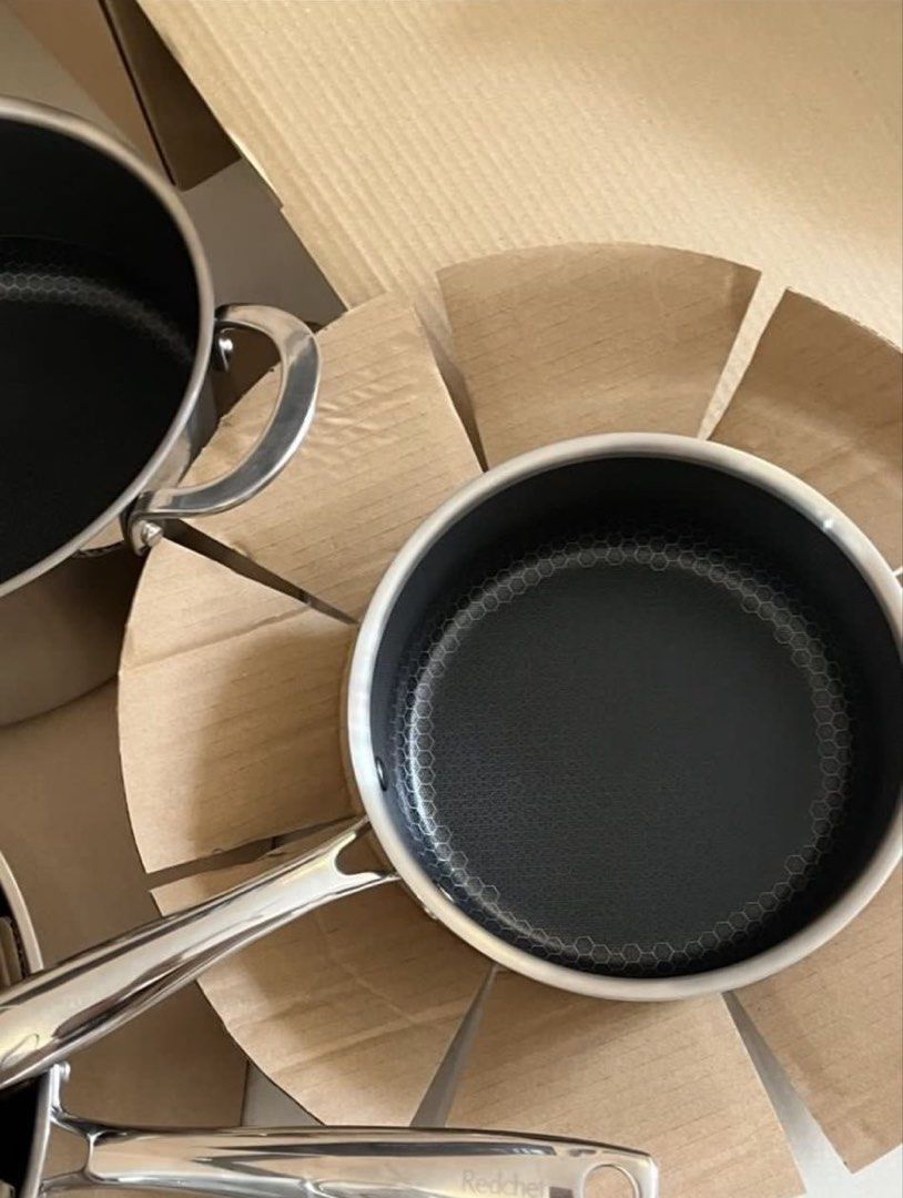 Redchef Stainless Steel Cookware Set - Brand New444989829095761923