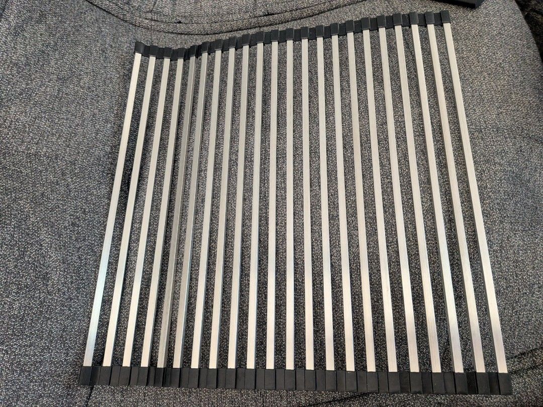 Roll-Up Dish Drying Rack444642050893434880