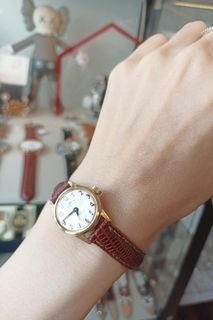 （分類：）位於 。 由 vintage_watch0630 提交（商品編號 1435965193，圖片 1）。簡介： 。