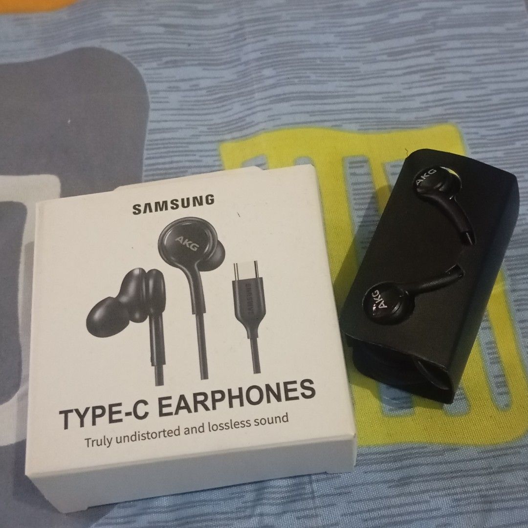 SMSNG AkG TYPE C EARPHONES (Category: Earphones) located in Paranaque City. Submitted by powerzone0517 (Listing ID 1436096102, Image 2). Description: .