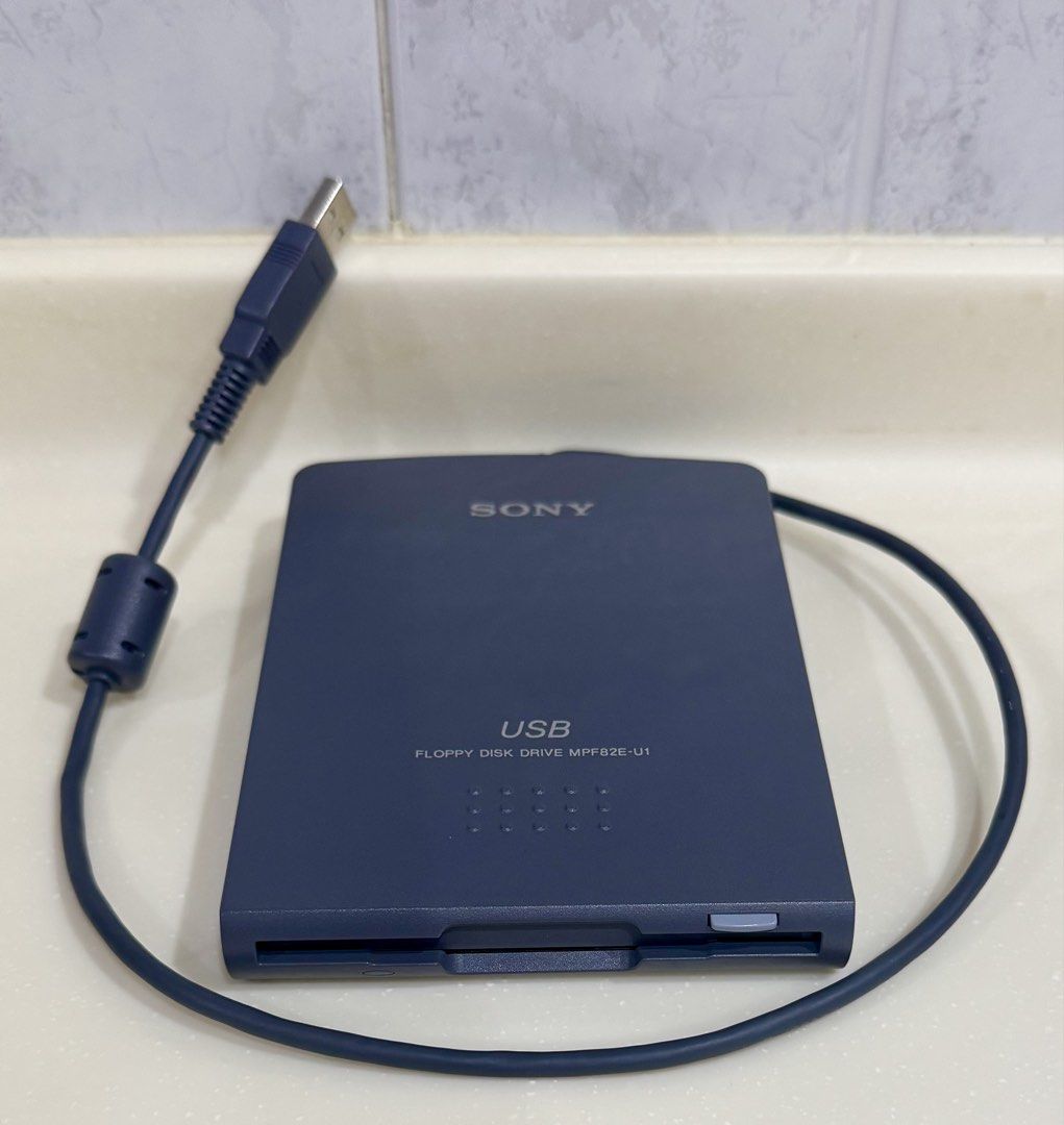 Sony USB Floppy Disk Drive444683727730780160