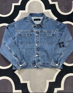 (Category: ) located in . Submitted by feezoapis (Listing ID 1436020894, Image 1). Description: .