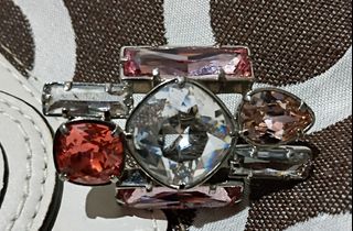 (Category: ) located in . Submitted by teofilo-thrifted (Listing ID 1436015871, Image 1). Description: .