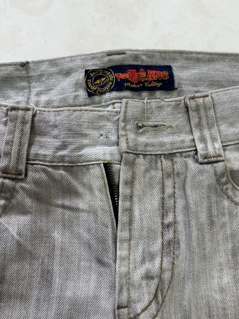 T=1 Grey Faded Jeans (Category: Jeans) located in Manila. Submitted by pachookie (Listing ID 1435978327, Image 2). Description: Waist: 30 inches Length: 36.5 inches Leg Hole: 8 inches MISSING BUTTON .