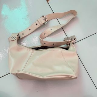(Kategori: ) berada di . Dikirim oleh husawa21 (ID iklan 1436051246, Gambar 1). Deskripsi: .