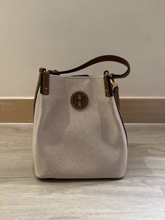 （分類：）位於 。 由 yttyf.852 提交（商品編號 1436017536，圖片 1）。簡介： 。