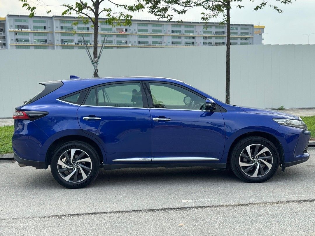 Toyota Harrier Turbo 2.0A G Panoramic Roof Auto (Category: Used Cars) located in Singapore. Submitted by preciseauto (Listing ID 1436062181, Image 2). Description: 🔥🔥BOSS SAY ALL MUST GO CLEARANCE SALE🔥🔥 🚨CHEAPEST CARS IN THE MARKET🚨 🚘$500 DRIVEAWAY🚘 🏦LOWEST INTEREST FROM 1.48%🏦 🟢1 YEAR WARRANTY🟢 🔧FREE 1 YEAR SERVICING🔧 🏬 Vehicle 120 Points INSPECTION CHECK By In House Workshop BEFORE we put them for SALE 🚕 PHV Drivers Welcomed 🔁