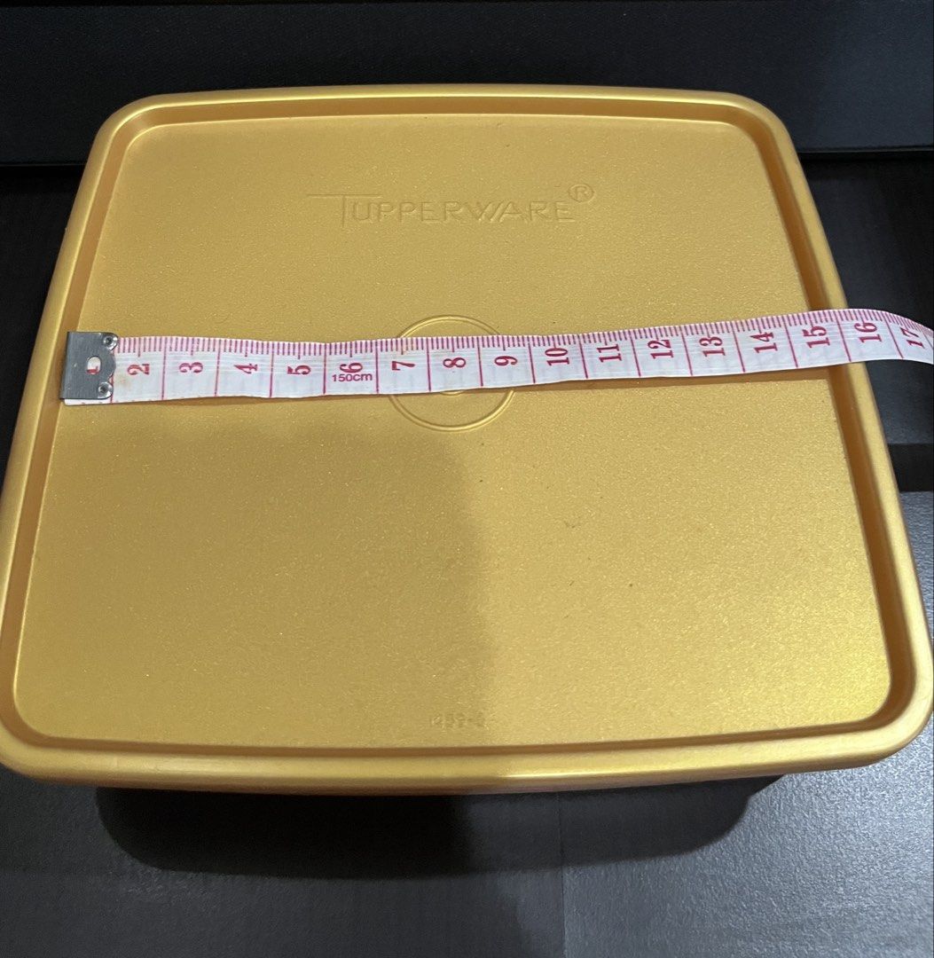 Tupperware Square Food Container - Gold444871522701824001