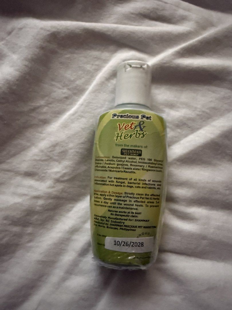 Vet and Herbs (Category: Health & Grooming) located in Manila. Submitted by bondea (Listing ID 1435915755, Image 1). Description: For dogs / cats wounds. Expiration Date: 2028 Used only a few times.