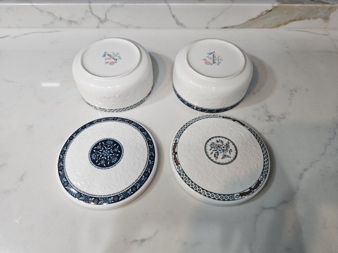 Vintage Ceramic Bowl Set with Lids444751493297623042