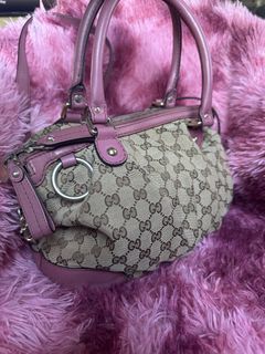 (Category: ) located in . Submitted by jocean_finds (Listing ID 1435960696, Image 1). Description: .
