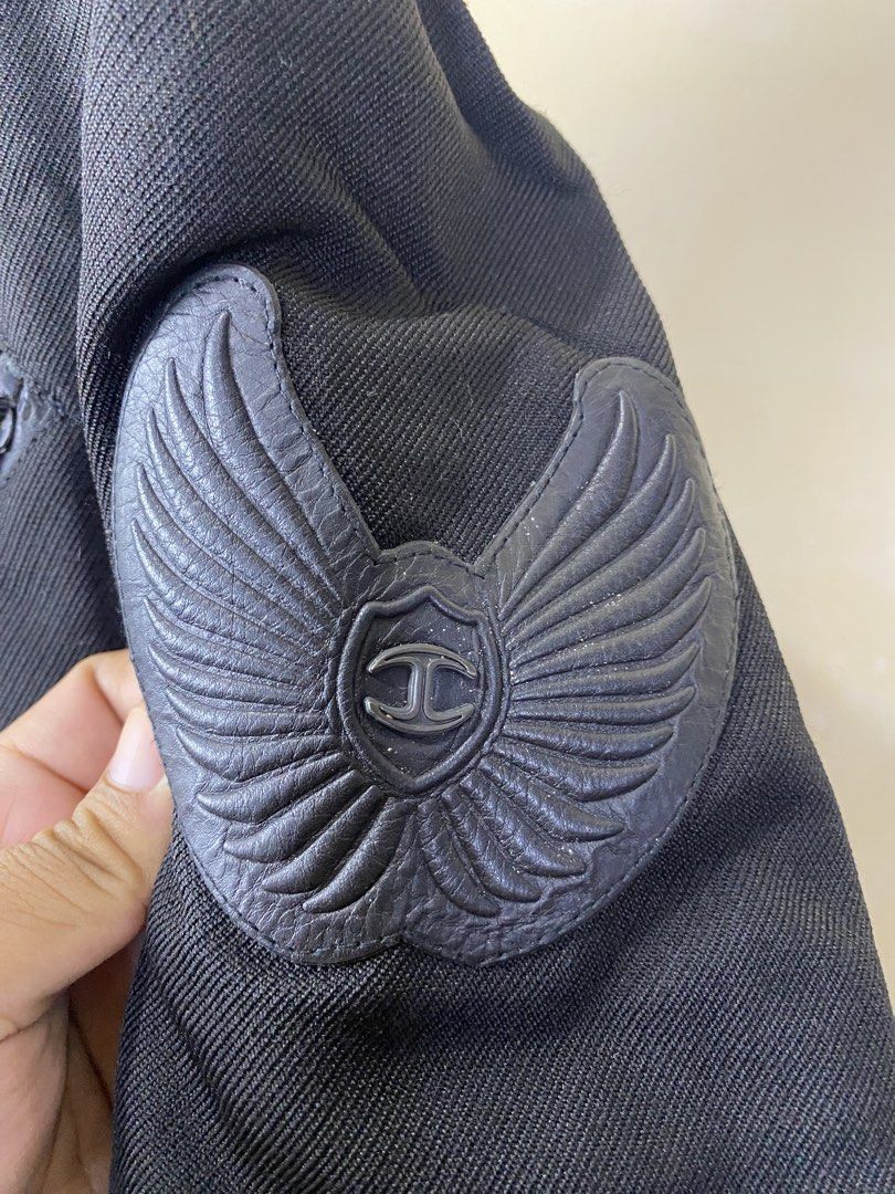 Vintage Just Cavalli Jacket (Category: Luxury Apparel) located in Dasmarinas. Submitted by goodbuyartisanal (Listing ID 1435952526, Image 3). Description: JUST CAVALLI by ROBERTO CAVALLI - SS13 JACKET size 46 ft. Medium width 21.5 inches length 27 inches excellent condition Price : 1000 + ship Pm me.