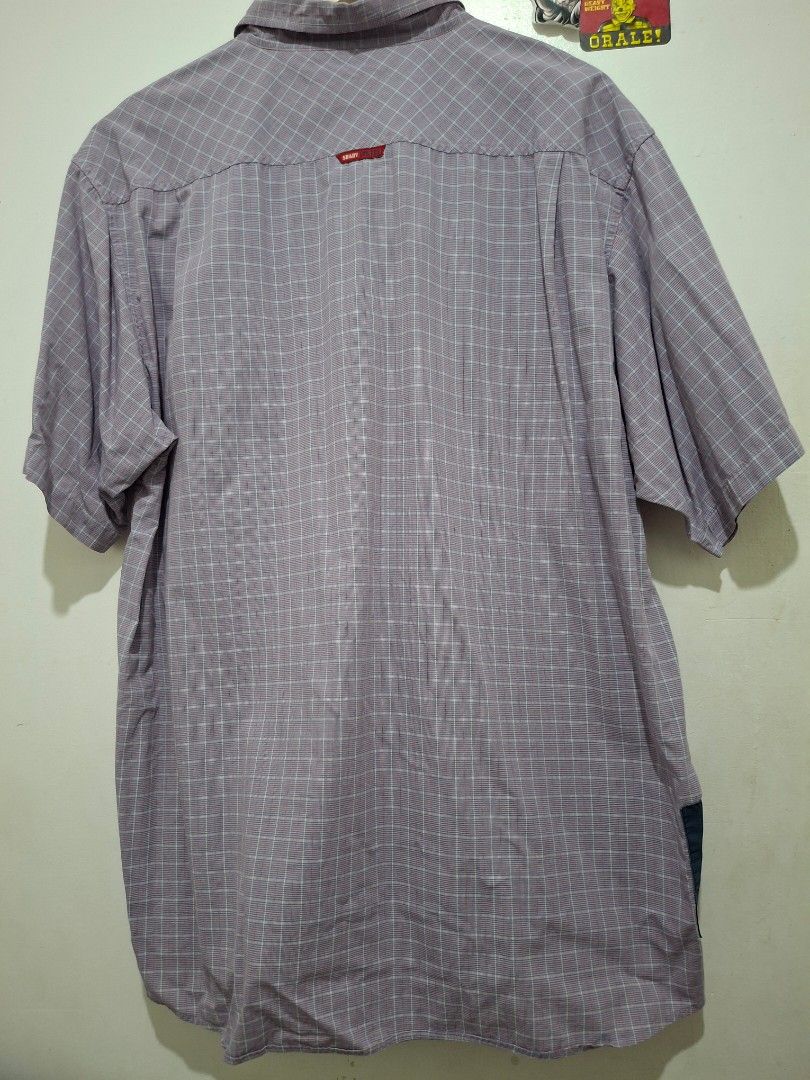 Vintage Slim Shady ltd Eminem Button Down Polo (Category: Tshirts & Polo Shirts ) located in Manila. Submitted by thrifttowitzki (Listing ID 1436045766, Image 2). Description: -Authenthic -Last picture issue 25x29.