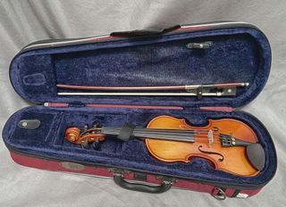 (Category: ) located in . Submitted by prodigy_strings (Listing ID 1435993017, Image 1). Description: .