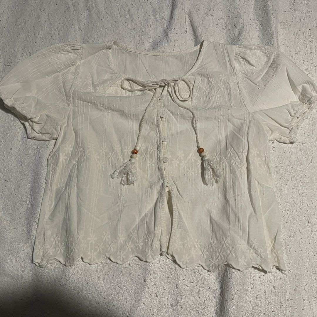 womens blouse white boho with tassles (Category: Blouses) located in Quezon City. Submitted by froodless (Listing ID 1436021712, Image 1). Description: S-M.