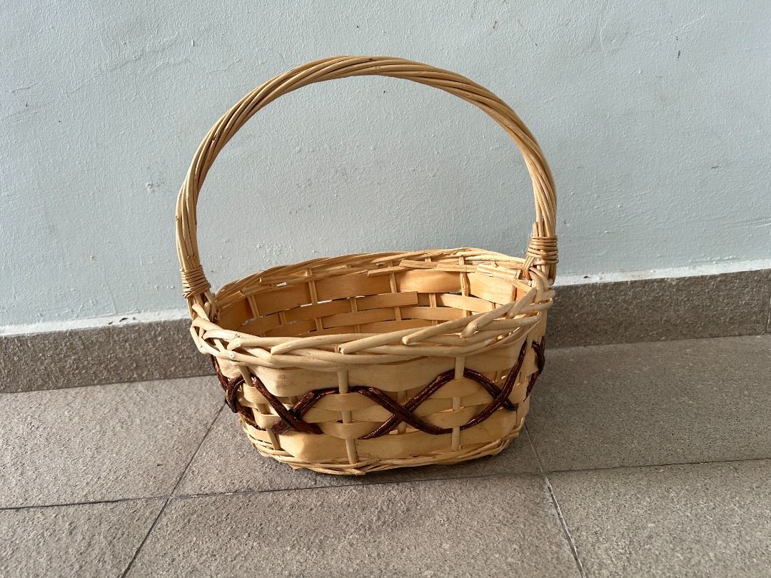 Woven Rattan Hamper Basket with Handle