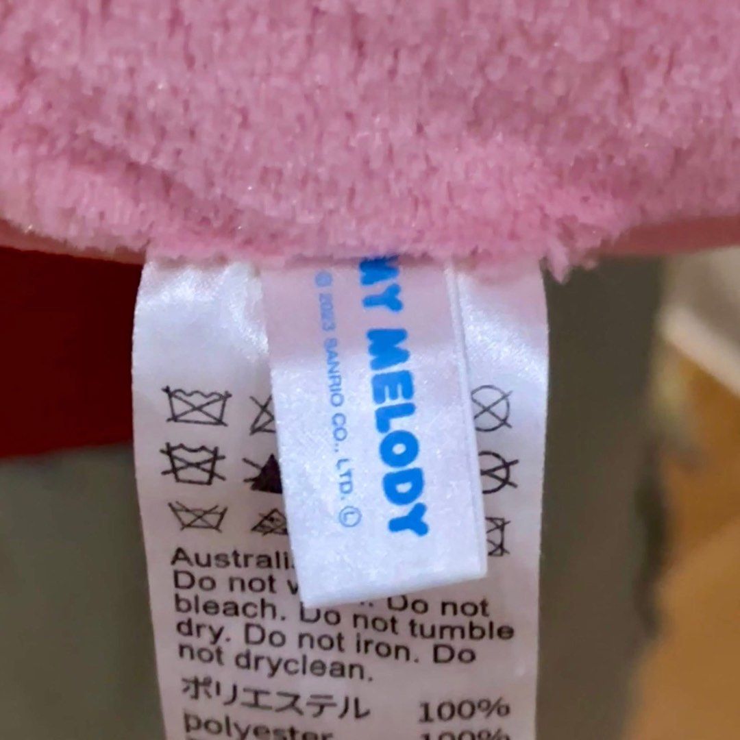XL My Melody Head Pillow (Category: Plushies & Soft Toys) located in Caloocan City. Submitted by miffuph (Listing ID 1436027249, Image 3). Description: - Adorable My Melody plush pillow - Soft pink exterior - Features a cute face and signature bow - Made of 100% polyester - Great for Sanrio collectors - Perfect gift for My Melody fans.