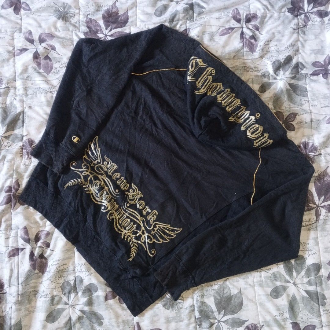 Y2k Champion embroidered gold logo jacket (Category: Coats, Jackets and Outerwear) located in Bacoor. Submitted by jeffmedrin55454 (Listing ID 1435919193, Image 2). Description: dimes 22x28 color rate:8.5/10 payment first location: Bacoor Cavite.