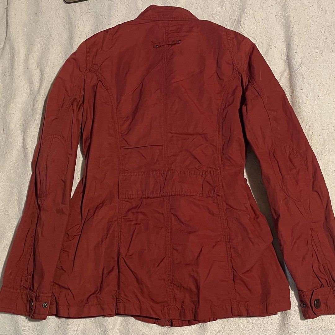 zara womens jacket/coat red (Category: Coats, Jackets and Outerwear) located in Quezon City. Submitted by froodless (Listing ID 1436019827, Image 3). Description: XL outside fabric is a little itchy.