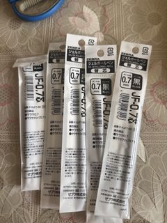 （分類：）位於 。 由 daniel0033 提交（商品編號 1435927004，圖片 1）。簡介： 。