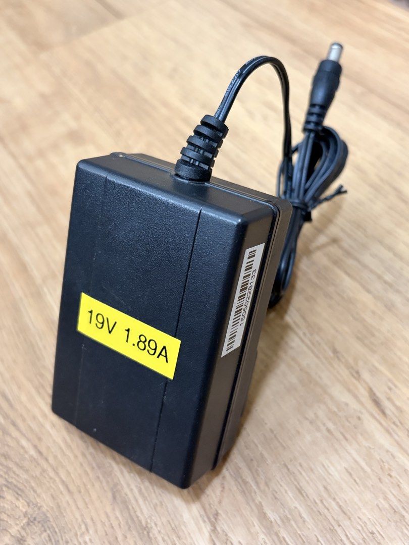 19V Power adapters - 1.89A445673921304995842