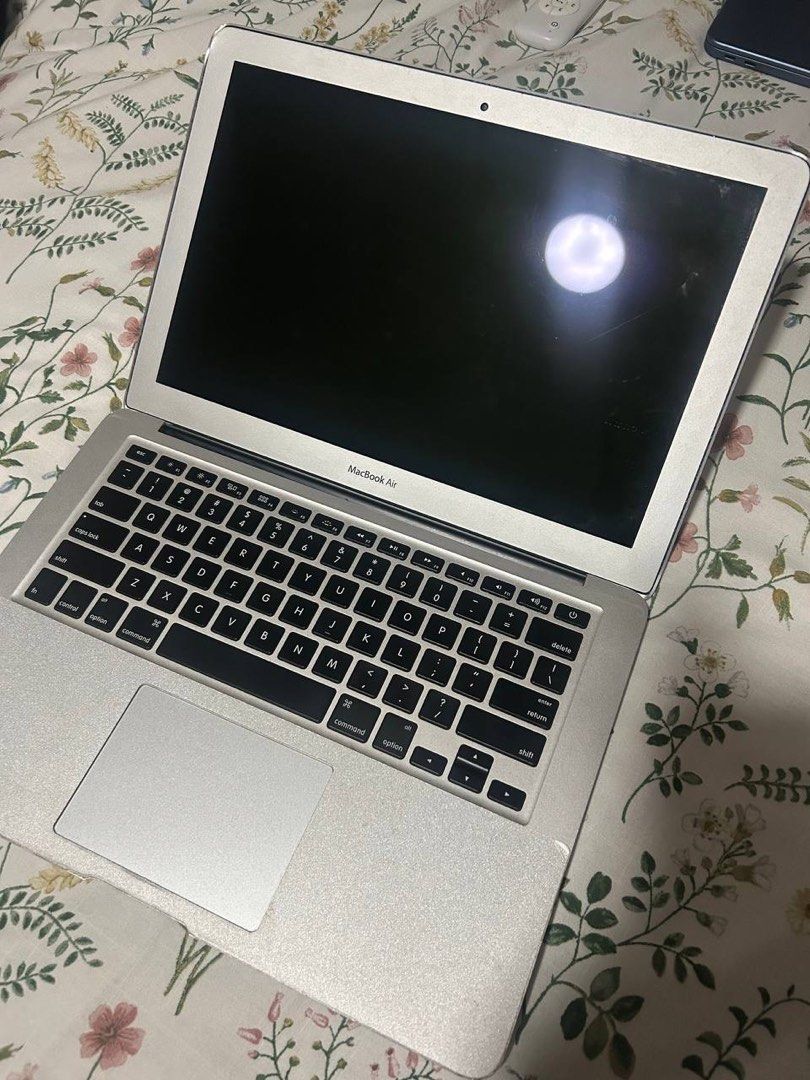 2017 Macbook Air 13-Inch
