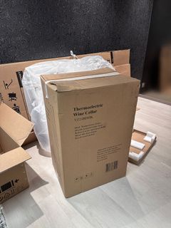 （分類：）位於 。 由 v.place 提交（商品編號 1436185017，圖片 1）。簡介： 。