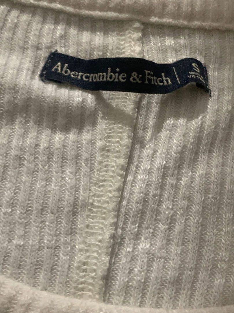 Abercrombie Knitted Top (Category: Shirts) located in Pasay City. Submitted by yang_mg21 (Listing ID 1436227474, Image 2). Description: Nice quality and no issue, pm for more deets .