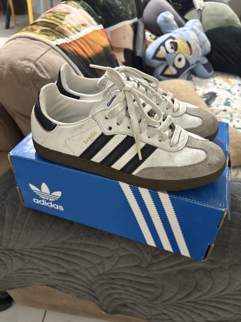Adidas OG Samba Black & White (Category: Sneakers) located in Mandaluyong City. Submitted by meridaaa (Listing ID 1436261510, Image 1). Description: Size US 5 Lightly used! If cleaned, it’s good as new..