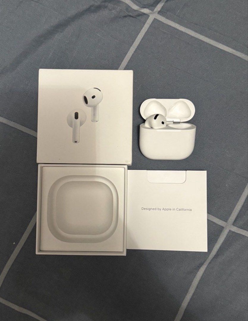 AirPods 4 Active Noise Cancellation - Left Pod + Case (Right Pod Missing) (Category: Earphones) located in Caloocan City. Submitted by katequiballo (Listing ID 1436235760, Image 2). Description: RFS: right pod missing No any other flaws. Like new. Bought last December 25, 2025 Negotiable.
